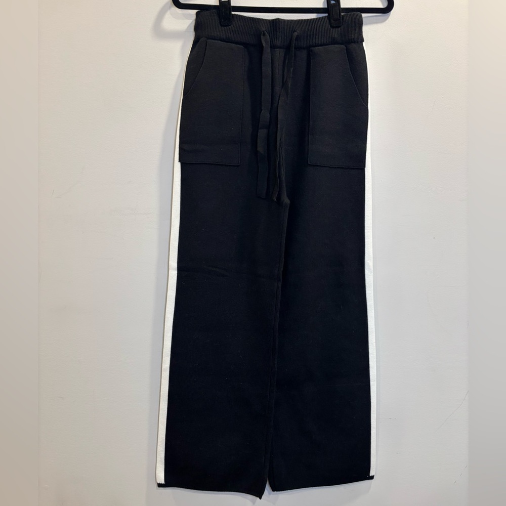 New Loungewear Set S. Christina Cardigan and Wide Leg Pant Size L/XL - Picture 4 of 13